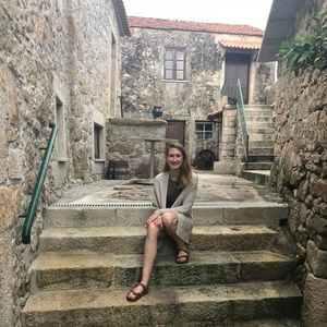 Meet your Posher, Colleen